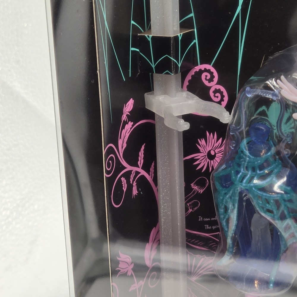 NEW Monster High Designer Series LENORE LOOMINGTON Doll With Mattel Shipper Box - Picture 11 of 16